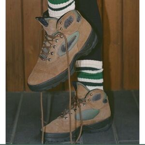 ISO!!!!! IN SEARCH OF vintage Nike hiking boots brown olive